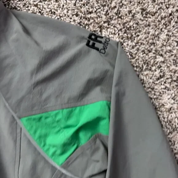 Scottevest SeV Kelly Jacket Womens L Gray Green Golf Magnetic Embroidered Logo - Picture 4 of 16